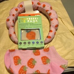 Ladies Strawberry Bundle
